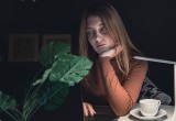 Подруги обижаются, что никогда не приглашаю их к себе в гости